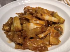 -闫府私房菜·老字号(恒隆店)