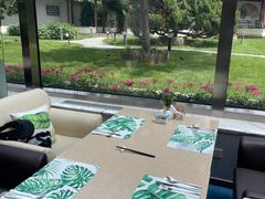 -亮马河饭店翠雅咖啡厅