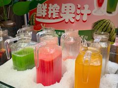 -领鲜活海鲜榴莲自助火锅(东门店)