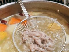 -四点金潮汕鲜牛肉火锅(金猴名居店)