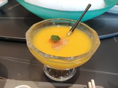 -鼎泰亨·海鲜牛肉餐厅(滨江店)
