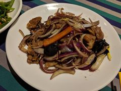 香茅炒猪颈肉-兰桂坊粤泰美食(较场西店)