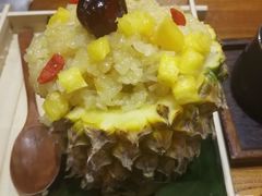 傣味菠萝饭-云海肴·汽锅鸡·云南菜(天津国金汇店)