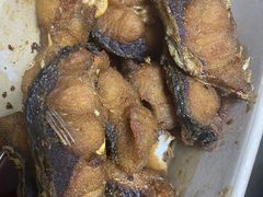 -梅记大块头爆鱼店(乍浦路店)