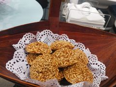 荠菜夹心锅巴-香山湖家家宴(中山陵店)