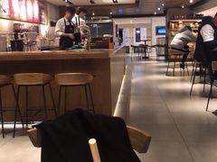 -星巴克(静安嘉里中心B2店)