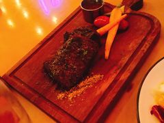 果木烤安格斯谷饲牛排-MR.ROCKY洛奇先生RESTAURANT&BAR(宝安壹方城店)
