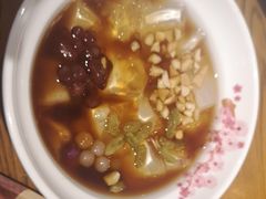 -渝是乎酸菜鱼·川渝小炒(新世界百货望京店)