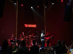 -TZ House音乐现场(来福士中心店)