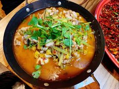 小米椒爱上蛙-半步颠·小酒馆·川菜(旗舰店)