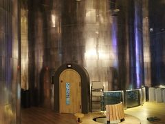 -涨巢·潮玩水疗局