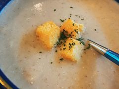 野菌忌廉汤-拾挚扒房(招商花园城店)