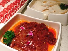 -海底捞火锅鲜切牛肉主题店(长寿路店)