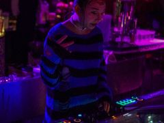 -苏丝的天空高空酒吧Suzie's Sky Bar