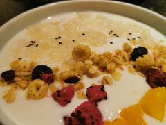 米釀鲜果酸奶-丝路金桃·新疆菜(徐汇店)