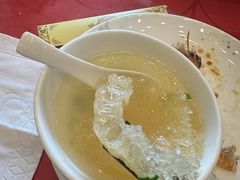 -侬佳蒸菜馆(听潮店)