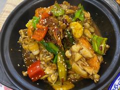 -江城燕子大排档(江汉路步行街店)