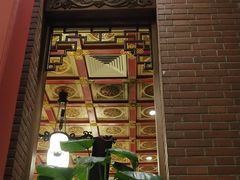 -梅龙镇酒家(南京西路总店)
