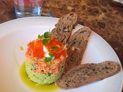 熏三文鱼牛油果塔-Lets burger非常汉堡·环球风味(蓝色港湾店)