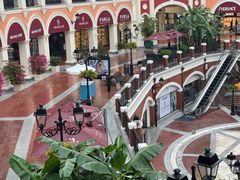 -佛罗伦萨小镇广佛名品奥特莱斯(疏港路店)