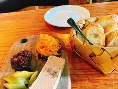 -羽深肉铺 Steak & Wine