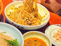 -裕兴记•蟹黄面馆(人民广场店)