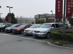 -万象城-停车场