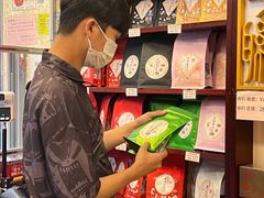 -华联发展销售中心(十月初五街店)