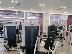 -英派斯健身旗舰店(海信国际中心馆)