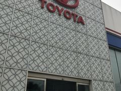 -洛阳九都一汽丰田4S店(东花坛店)