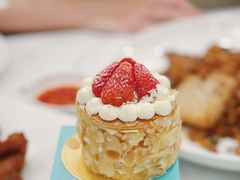 Season&nbsp;Fruit&nbsp;Tart-Madeleine玛德琳(永平里店)