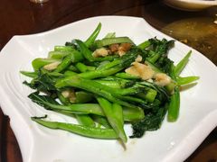 芥兰炒牛肉-金穗园·砂锅粥.醉鸡煲火锅(长寿路店)