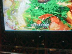 -七欣天香辣蟹火锅(上海银亿滨江店)