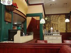 -玛格萝妮比萨屋(四平店)