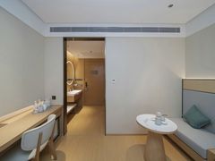 -全季酒店(深圳会展中心岗厦地铁站店)