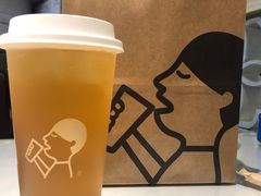 绿妍纯茶-喜茶(广州东方宝泰店)