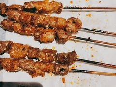 烤羔羊肉串-木屋烧烤(坂田天安云谷店)