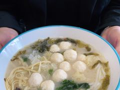-灵芝妹子海鲜米线(劳动公园店)