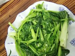 -始兴县农家小院餐馆