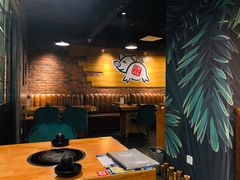 -肥肥虾庄·金牌油焖大虾(杨园滨江时代walk店)