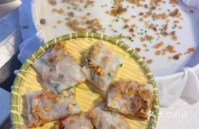 Dried Bamboo Shoot and Tofu Filled Rice Noodles
