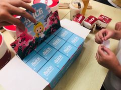 -泡泡玛特POPMART(上海环球港店)