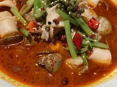 香辣小管煮花甲-弄堂里(西溪龙湖天街店)