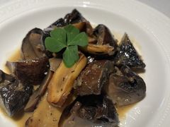 -Mogul Eatery·大亨餐酒馆