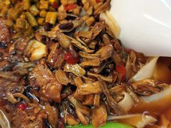 窖坛卜豆角炒肉米粉-呷佬·长沙手工米粉(金沙江路店)