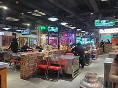 -马路牙子烧烤音乐酒馆(望京店)