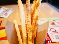 -必胜客(机场路店)