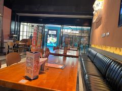 -HUZI虎滋精酿餐吧(京西大悦城店)