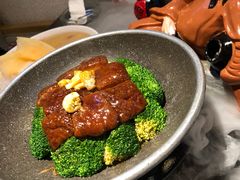 -万重锦·人文川菜馆(骡马市店)