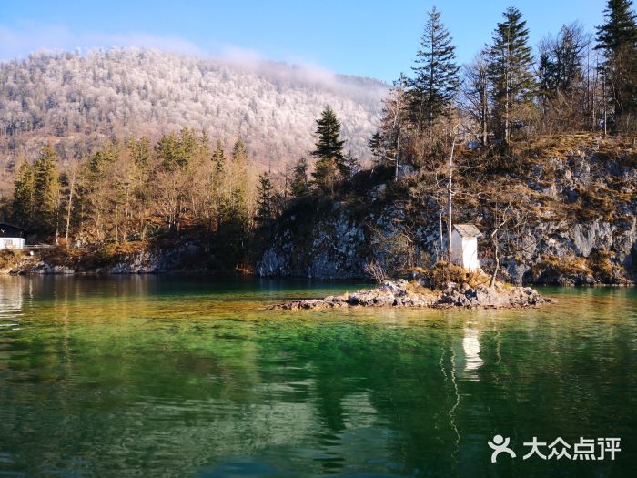 沃尔夫冈湖图片
